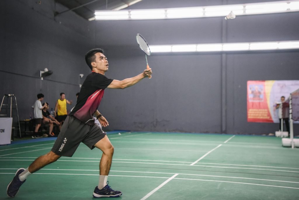 Lampu Lapangan Badminton Indoor