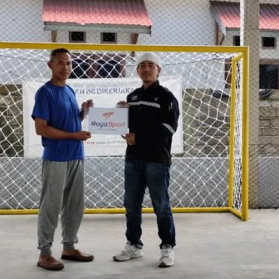 Proyek lapangan olahraga di Bau-Bau