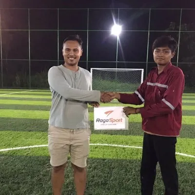 Proyek lapangan olahraga di Pasuruan
