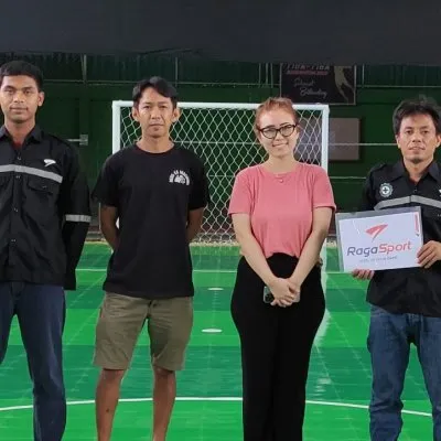 Proyek lapangan olahraga di Luwu Timur
