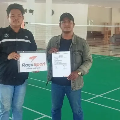 Proyek lapangan olahraga di Makassar