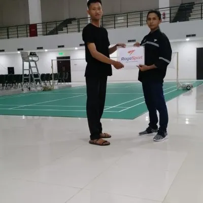 Proyek lapangan olahraga di Pekalongan