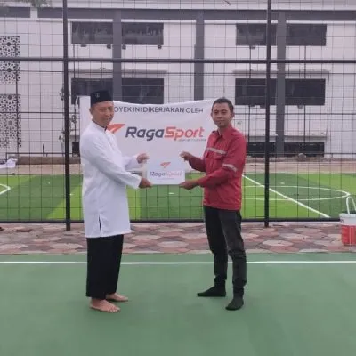 Proyek lapangan olahraga di Malang